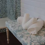 Chateau Avec Piscine Aux Portes De Bordeaux - Parc Arbore & Chambres Elegantes *