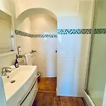 Chateau Avec Piscine Aux Portes De Bordeaux - Parc Arbore & Chambres Elegantes