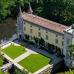 Chateau Avec Piscine Aux Portes De Bordeaux - Parc Arbore & Chambres Elegantes *