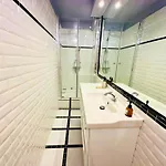 Château Avec Piscine Aux Portes De Bordeaux - Parc Arboré&chambres élégantes Casa de Campo *