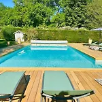 Casa de Campo Château Avec Piscine Aux Portes De Bordeaux - Parc Arboré&chambres élégantes *