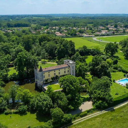 Country house Vivez La Vie De Chateau Aux Portes De Bordeaux *