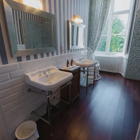 Chateau Avec Piscine Aux Portes De Bordeaux - Parc Arbore & Elegantes Venkovský dům *