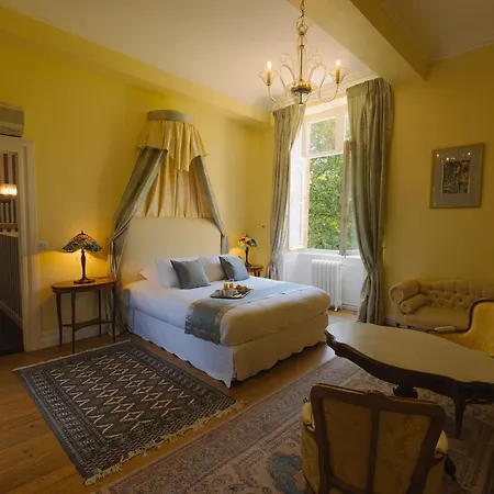 Vivez La Vie De Chateau Aux Portes De Bordeaux Летний дом *