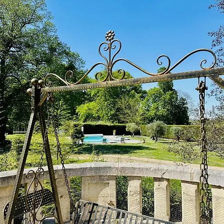 Vivez La Vie De Chateau Aux Portes De Bordeaux