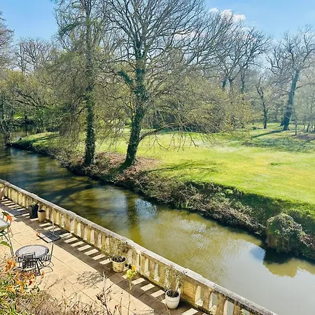 Chateau Avec Piscine Aux Portes De Bordeaux - Parc Arbore & Elegantes Venkovský dům *