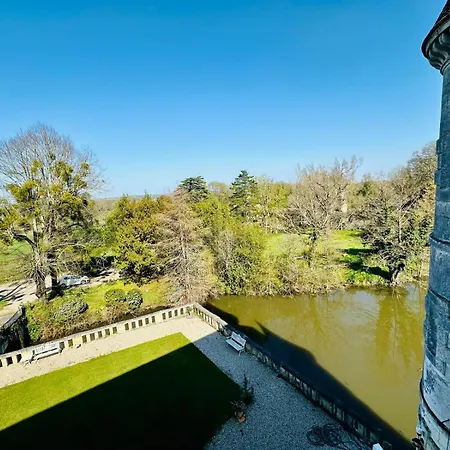 Chateau Avec Piscine Aux Portes De Bordeaux - Parc Arbore & Elegantes