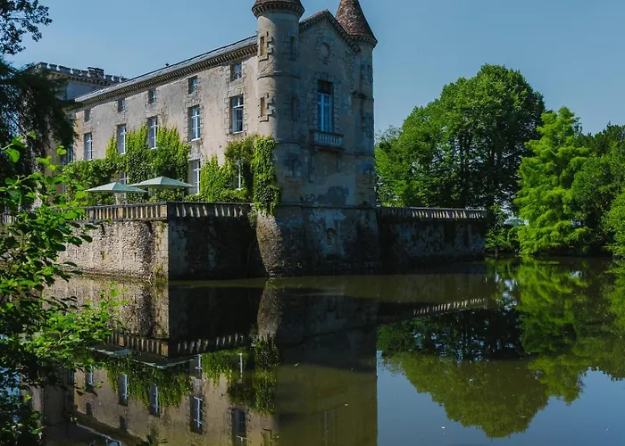 乡村民宿 Vivez La Vie De Chateau Aux Portes De Bordeaux Saint-Sulpice-et-Cameyrac