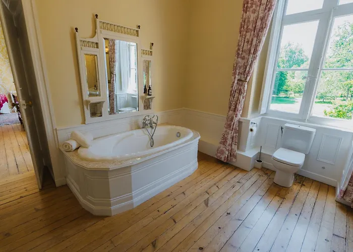 Venkovský dům Vivez La Vie De Chateau Aux Portes De Bordeaux