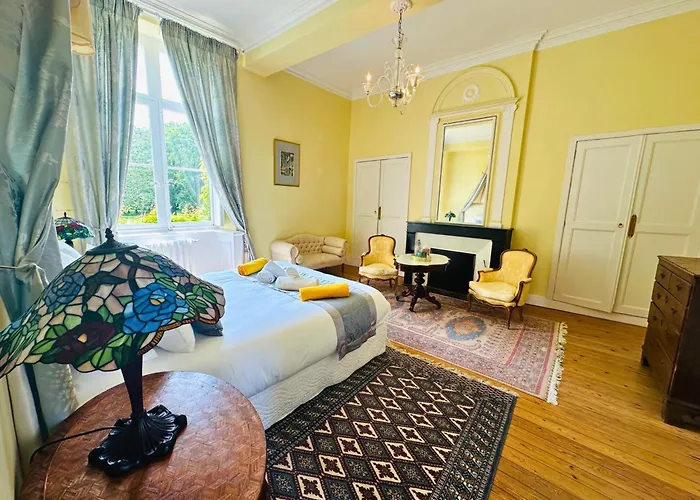 Vivez La Vie De Chateau Aux Portes De Bordeaux 乡村民宿