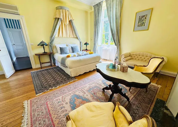 乡村民宿 Vivez La Vie De Chateau Aux Portes De Bordeaux